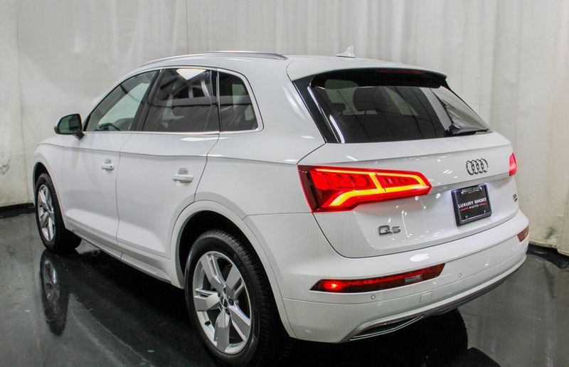 2018 Audi Q5 2.0 TFSI Premium Plus Panoramic Roof Quattro - 22760352 - 1