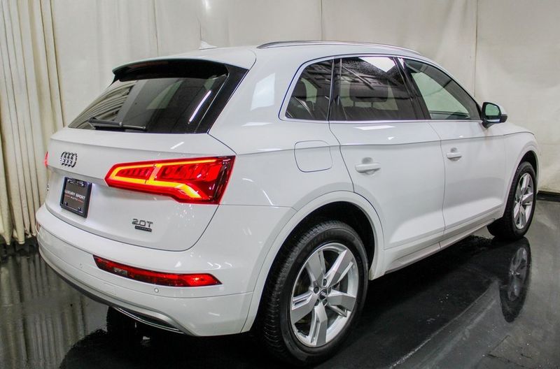 2018 Audi Q5 2.0 TFSI Premium Plus Panoramic Roof Quattro - 22760352 - 4