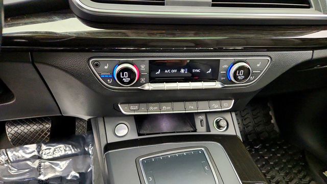 2018 Audi Q5 2.0 TFSI Premium Plus w/ Bang & Olufsen 3D Sound - 23098659 - 17