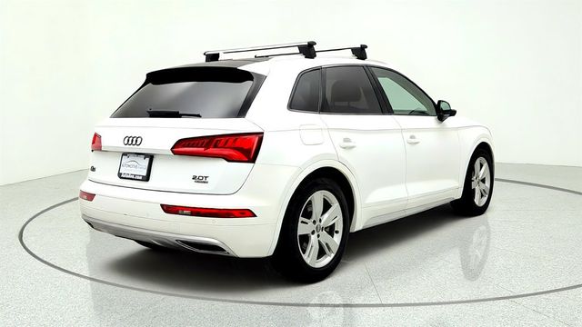 2018 Audi Q5 2.0 TFSI Premium Plus w/ Navigation Pkg & Cold Weather Pkg - 23054112 - 4