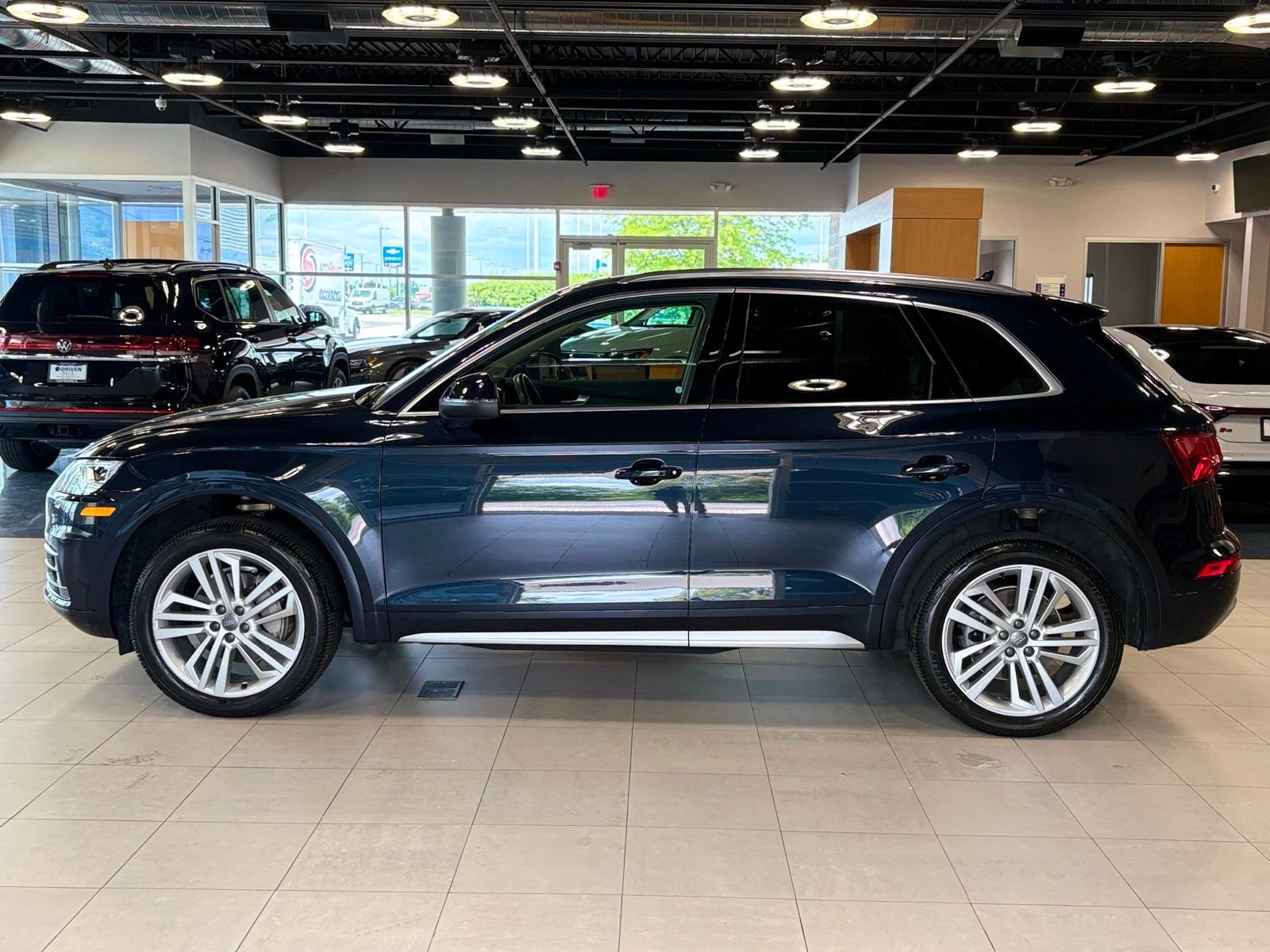 2018 Audi Q5 TFSI Prestige photo 3