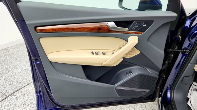 2018 Audi Q5 2.0 TFSI Tech Premium Plus w/ Bang & Olufsen Sound System - 23010101 - 10