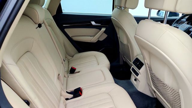 2018 Audi Q5 2.0 TFSI Tech Premium Plus w/ Bang & Olufsen Sound System - 23010101 - 23