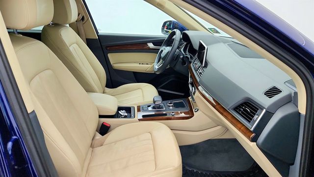 2018 Audi Q5 2.0 TFSI Tech Premium Plus w/ Bang & Olufsen Sound System - 23010101 - 24