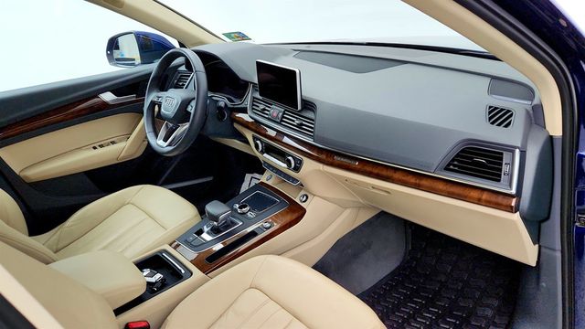 2018 Audi Q5 2.0 TFSI Tech Premium Plus w/ Bang & Olufsen Sound System - 23010101 - 25