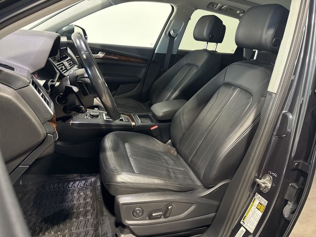 2018 Audi Q5 2.0T Premium - 22985713 - 24