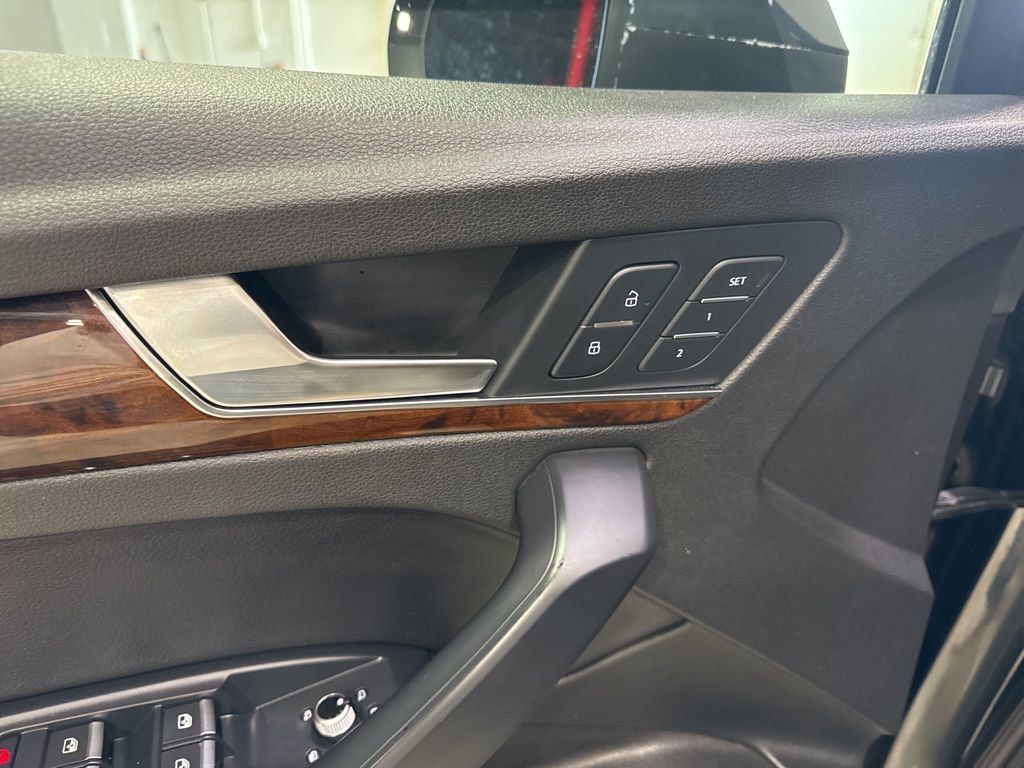 2018 Audi Q5 2.0T Premium - 22985713 - 30