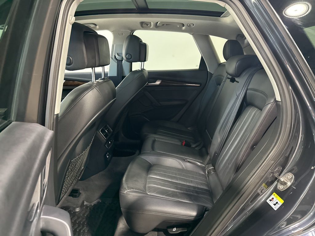 2018 Audi Q5 2.0T Premium - 22985713 - 32