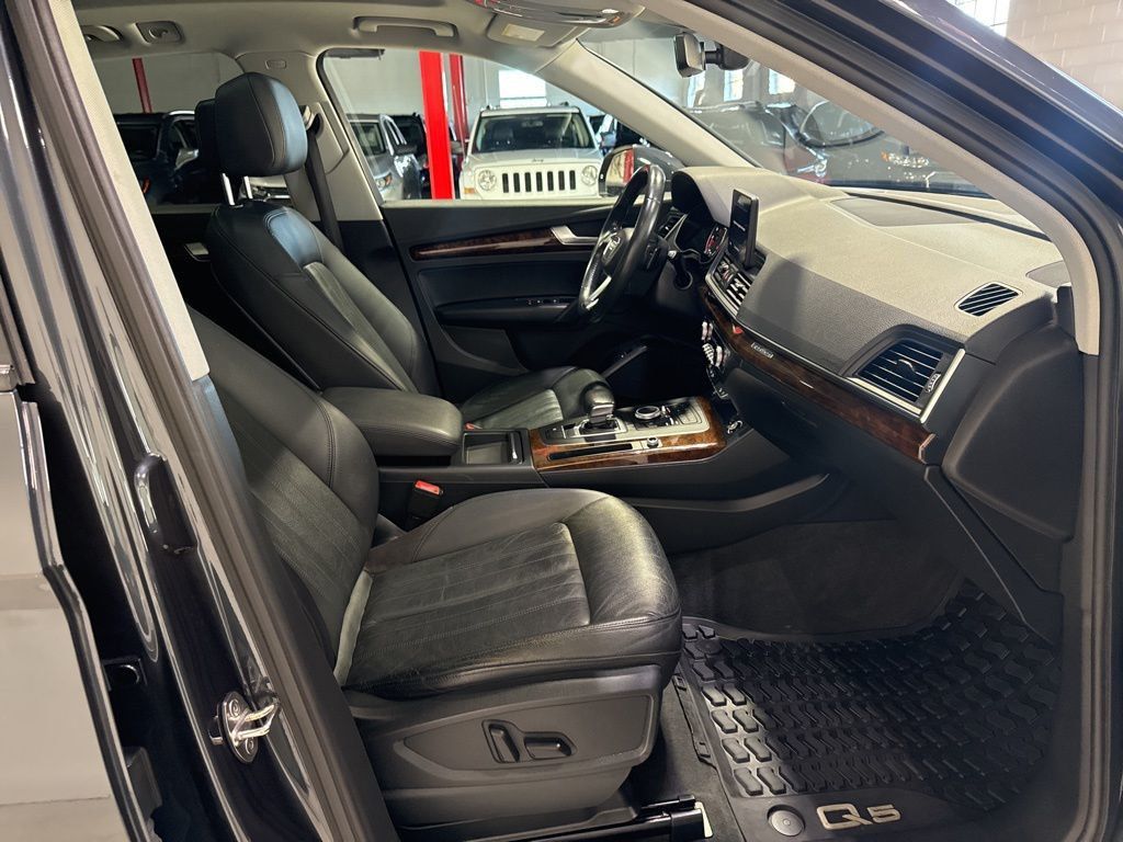 2018 Audi Q5 2.0T Premium - 22985713 - 42