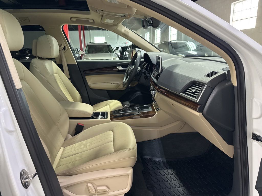 2018 Audi Q5 2.0T Premium - 23029106 - 40