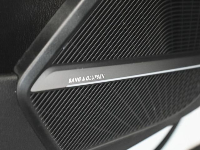 2018 Audi Q5 2.0T Premium Plus - 23031885 - 9