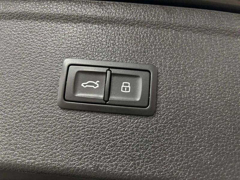 2018 Audi Q5 2.0T quattro Premium Plus AWD 4dr SUV - 22961852 - 18