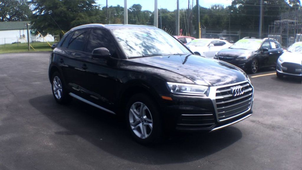 2018 Audi Q5 Premium photo 2