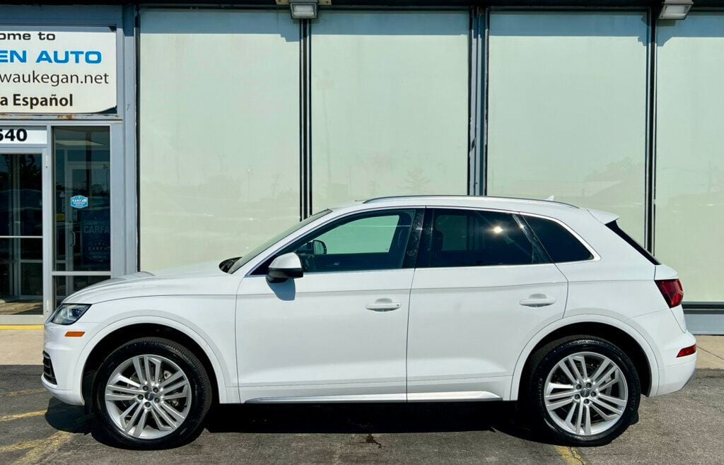 2018 Audi Q5 Premium Plus photo 2