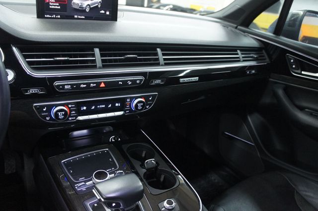 2018 Audi Q7 1-Owner,Prestige Q7, Homegrown, Sold and serviced locally! - 23075210 - 44