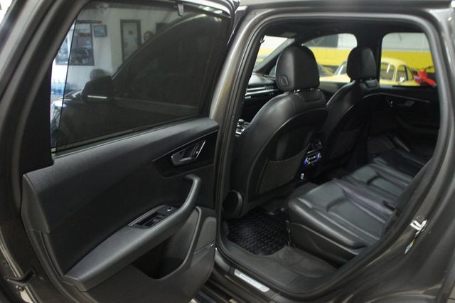2018 Audi Q7 1-Owner,Prestige Q7, Homegrown, Sold and serviced locally! - 23075210 - 53