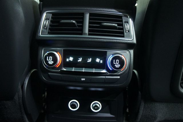 2018 Audi Q7 1-Owner,Prestige Q7, Homegrown, Sold and serviced locally! - 23075210 - 59