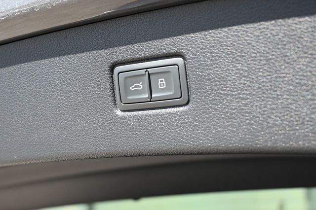 2018 Audi Q7 2.0T Premium Plus Towing Package - 22987110 - 18