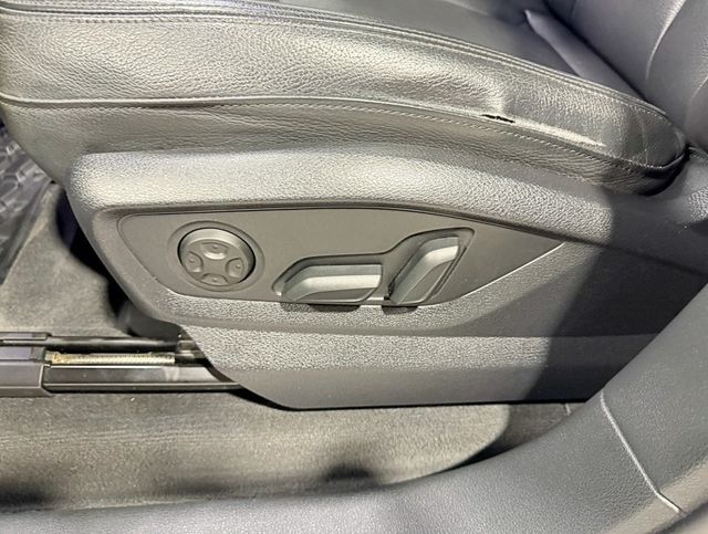 2018 Audi Q7 3.0 TFSI Premium Plus - 22952192 - 30