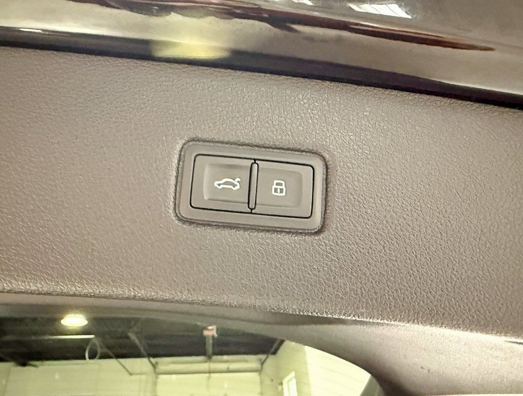 2018 Audi Q7 3.0 TFSI Premium Plus - 22952192 - 43