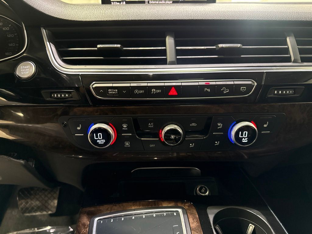 2018 Audi Q7 3.0 TFSI Premium Plus - 23038499 - 17