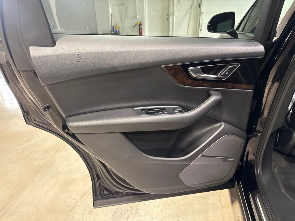 2018 Audi Q7 3.0 TFSI Premium Plus - 23038499 - 34