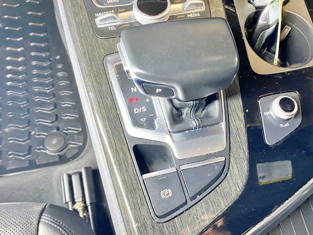 2018 Audi Q7 3.0 TFSI Premium Plus - 23025079 - 43