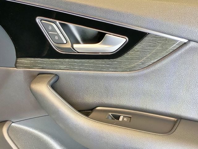 2018 Audi Q7 3.0 TFSI Premium Plus - 23025079 - 50