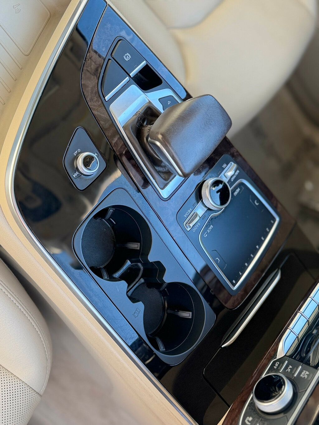 2018 Audi Q7 3.0 TFSI Prestige - 22973034 - 44