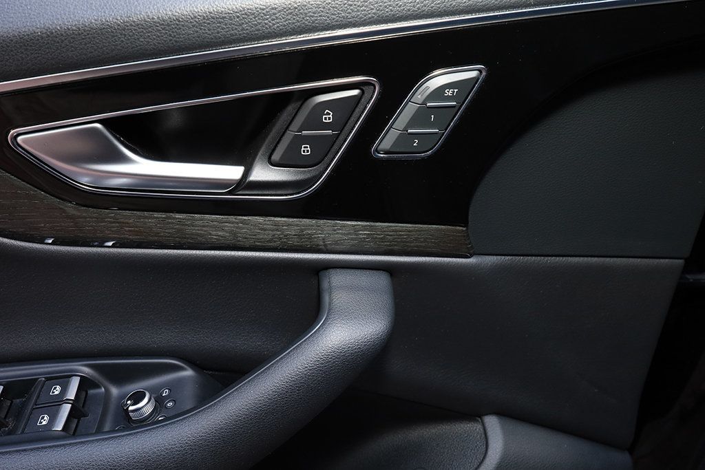2018 Audi Q7 3.0 Prestige photo 18