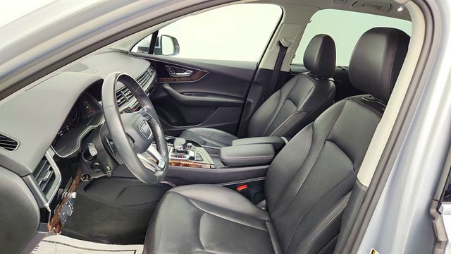 2018 Audi Q7 3.0 TFSI Prestige w/ Driver Assistance, Cold Weather & Tow Pkgs - 23027671 - 20