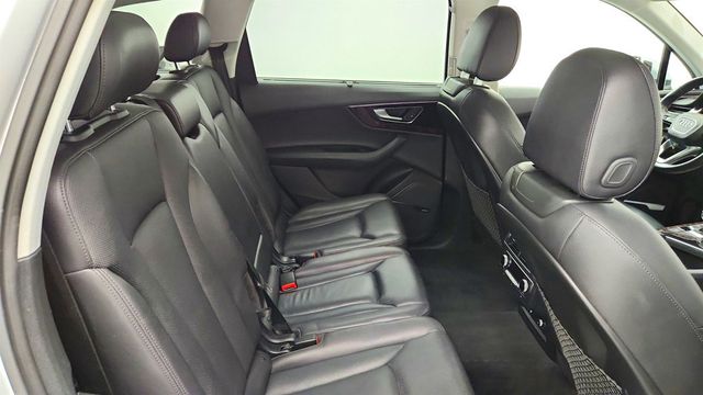 2018 Audi Q7 3.0 TFSI Prestige w/ Driver Assistance, Cold Weather & Tow Pkgs - 23027671 - 24