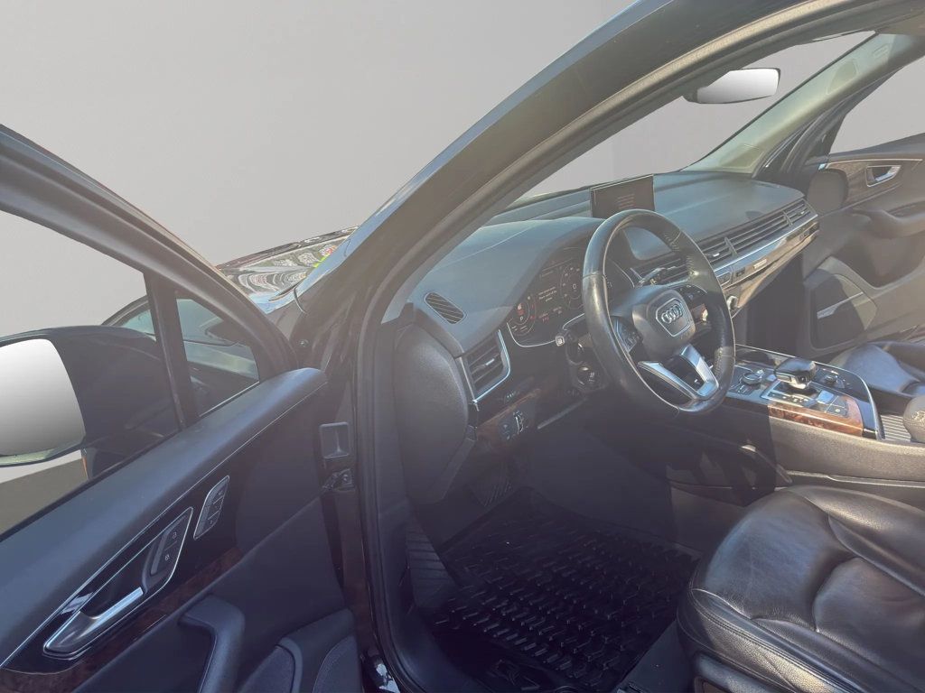 2018 Audi Q7 PREMIUM PLUS TRIM, NAVI SYS, 3RD ROW, BLUETOOTH, PANO ROOF!!! - 23088810 - 20