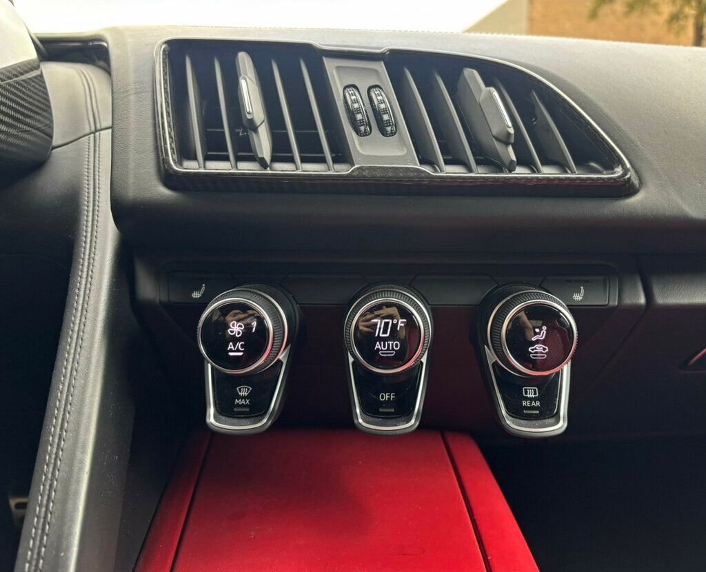 2018 Audi R8 Coupe 2018 Audi R8 Coupe V10 plus - 22937967 - 22