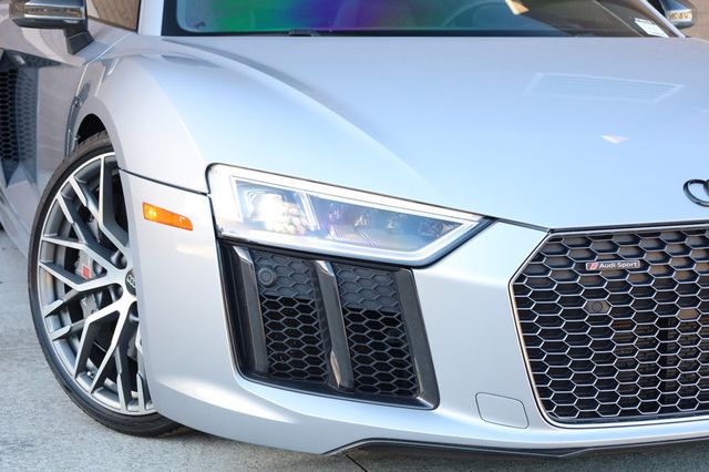 2018 Audi R8 Coupe V10 plus quattro AWD - 22949421 - 10