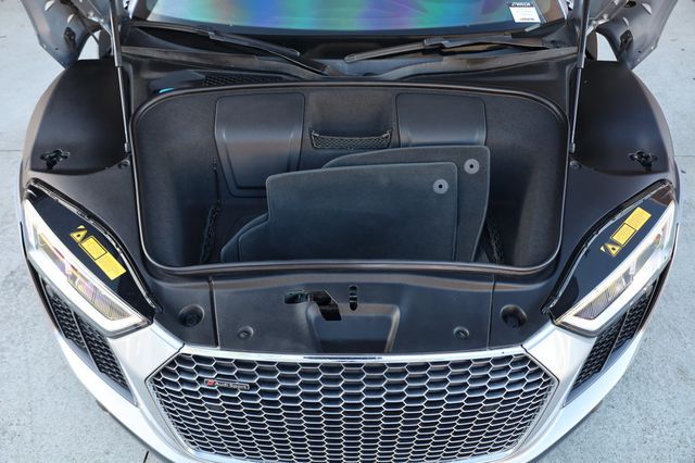 2018 Audi R8 Coupe V10 plus quattro AWD - 22949421 - 16