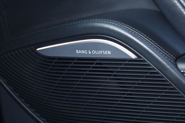 2018 Audi R8 Coupe V10 plus quattro AWD - 22949421 - 34