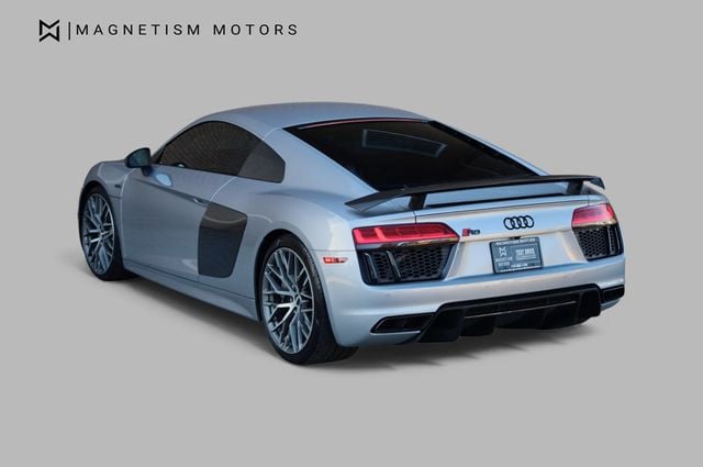 2018 Audi R8 Coupe V10 plus quattro AWD - 22949421 - 7
