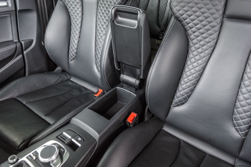 2018 Audi S3 S3 PREMIUM PLUS - SPORT SEATS - SPORT PKG - TECH PKG - GORGEOUS - 22418203 - 33