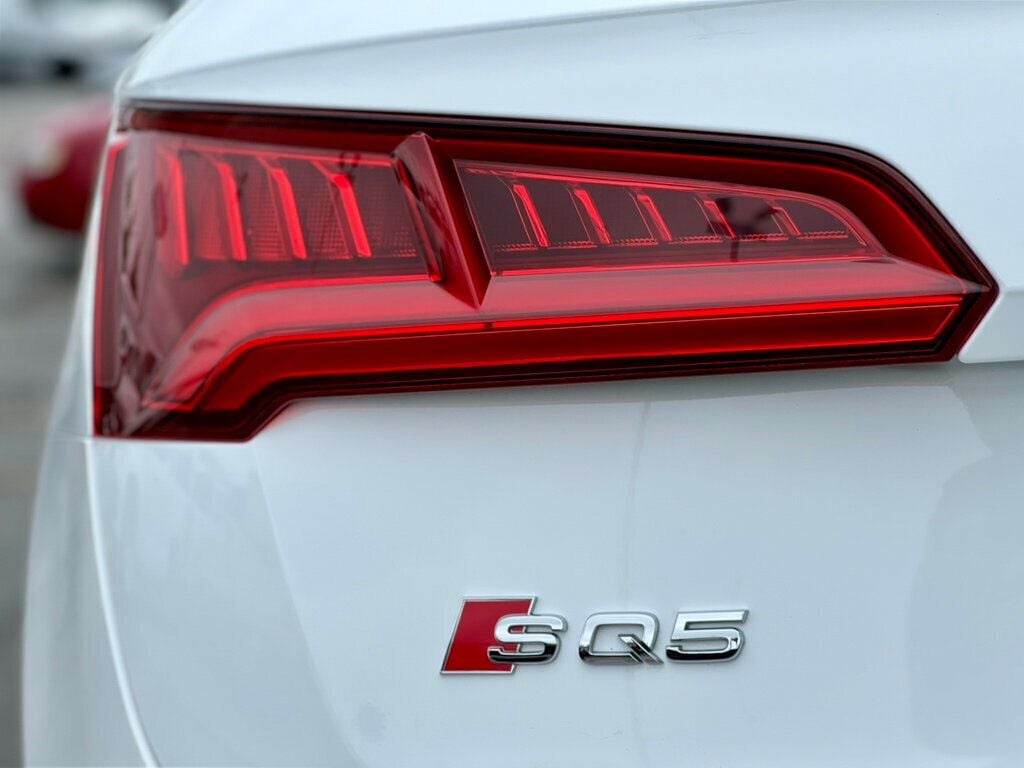 2018 Audi SQ5 Premium Plus photo 9