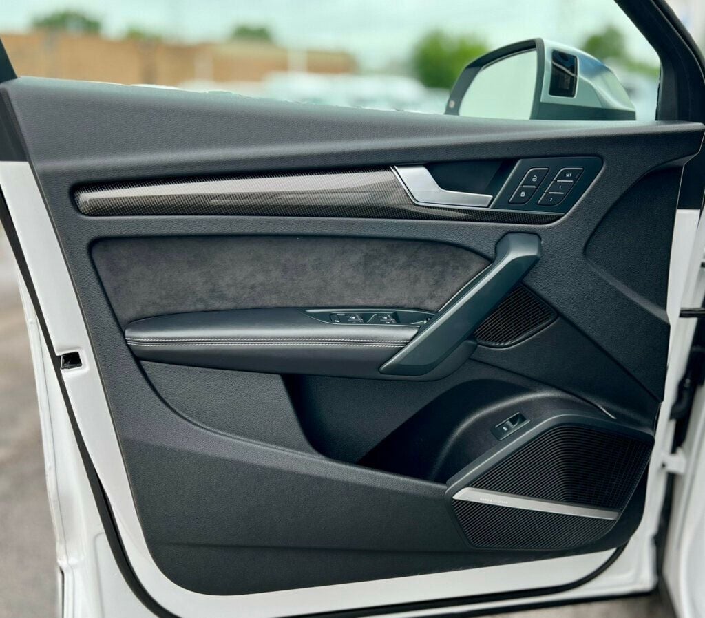 2018 Audi SQ5 Premium Plus photo 11