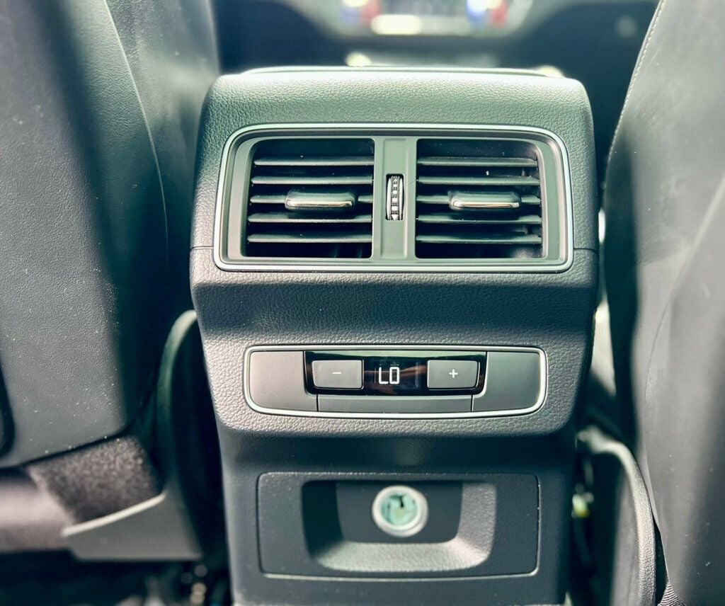 2018 Audi SQ5 Premium Plus photo 16