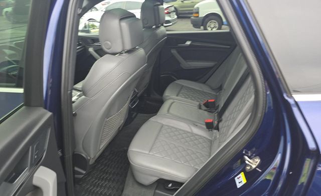 2018 Audi SQ5 PRESTIGE ! DIAMOND CUT UPGRADED INTERIOR! APPLE CAR! PANO ROOF!! - 22976208 - 11