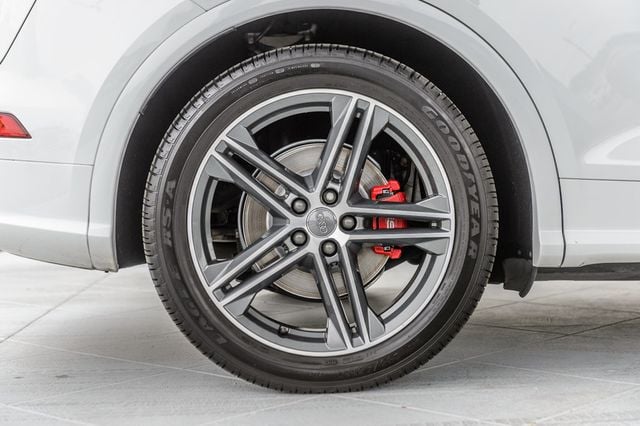 2018 Audi SQ5 PRESTIGE - PANO ROOF - BACKUP CAM - BLUETOOTH - GORGEOUS - 22405523 - 14