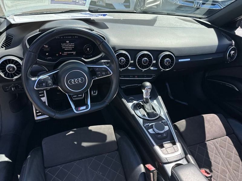 2018 Audi TT Roadster photo 10