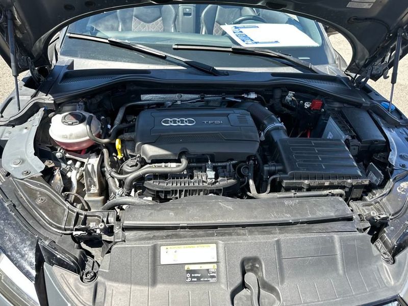 2018 Audi TT Roadster photo 16