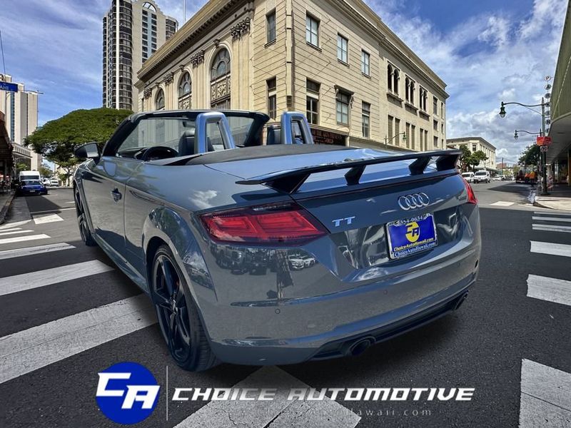 2018 Audi TT Roadster photo 2