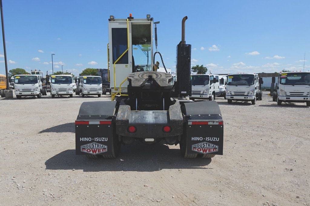 2018 Autocar ACTT42 Terminal Tractor - 22615854 - 7