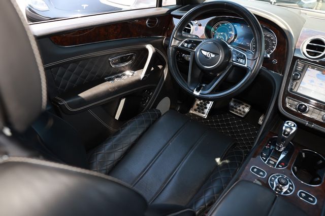 2018 Bentley Bentayga Base - Photo 19