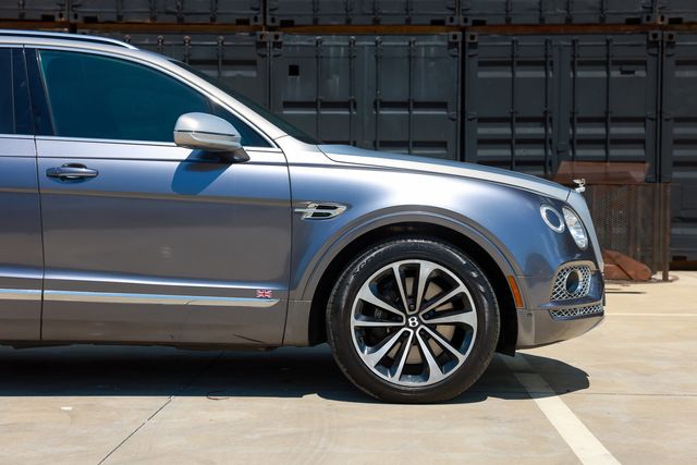 2018 Bentley Bentayga Base - Photo 28